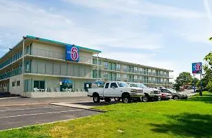 ** Hotel Motel 6- Denver, Co Downtown USA