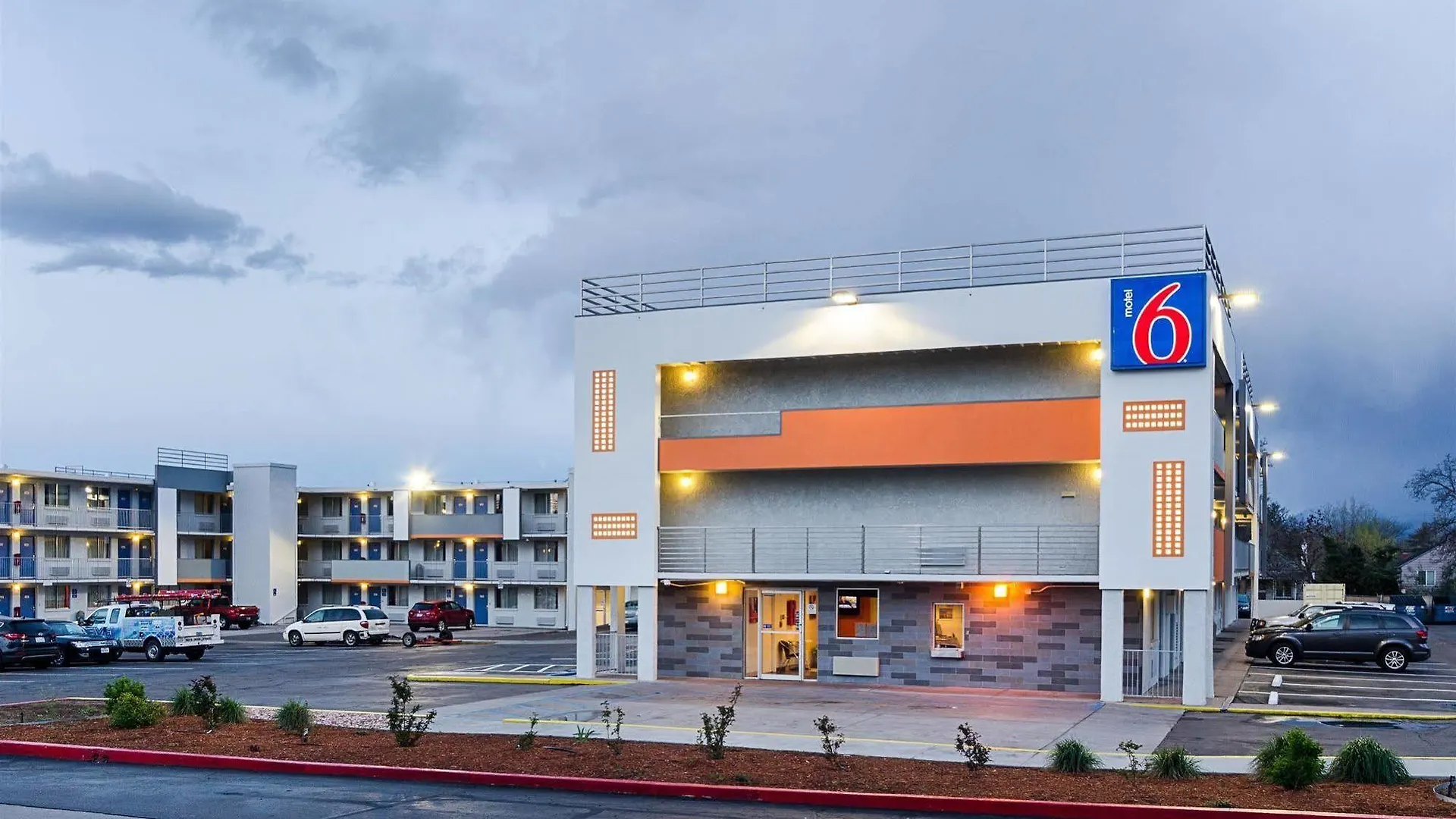 ** Hotel Motel 6- Denver, Co Downtown USA