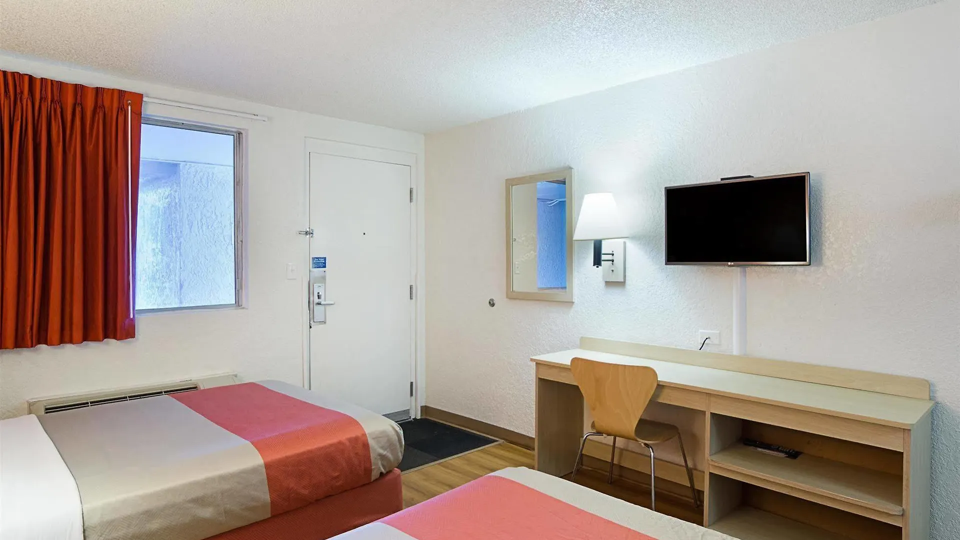 Hotel Motel 6- Denver, Co Downtown